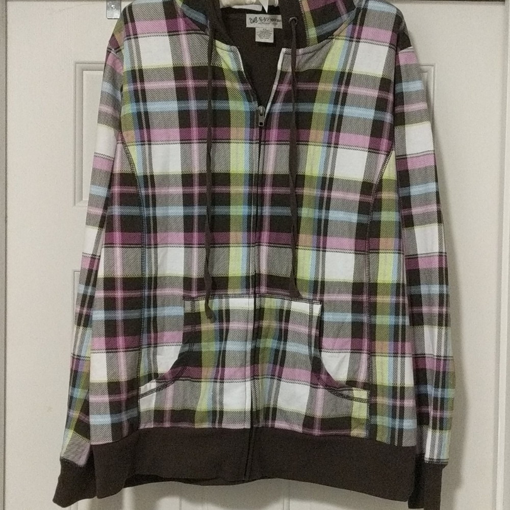 Zipper Hoodie w/Pockets